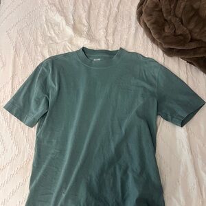 Hollister Men's Sea Green Short Sleeve Tee